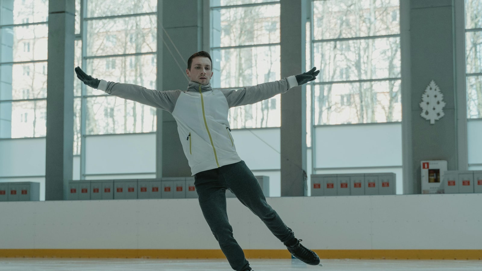 Who was the world figure skating champion in 1996?