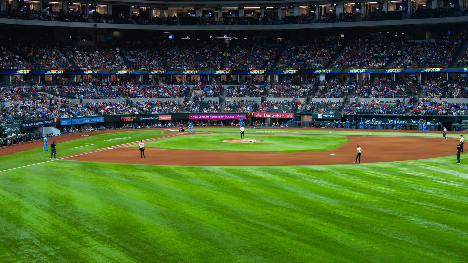 Who is the first baseman for the Texas Rangers?
