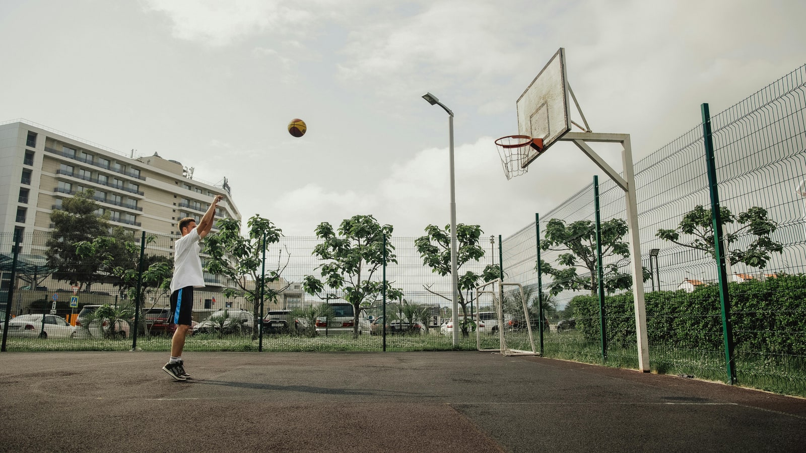Why is there a bonus in basketball?