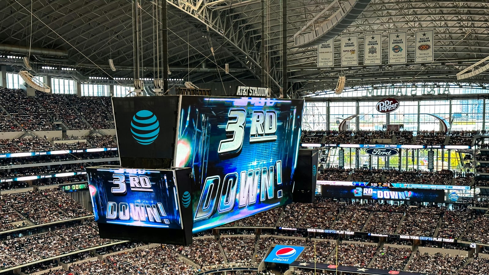 Why are there no fans at Seahawks games?