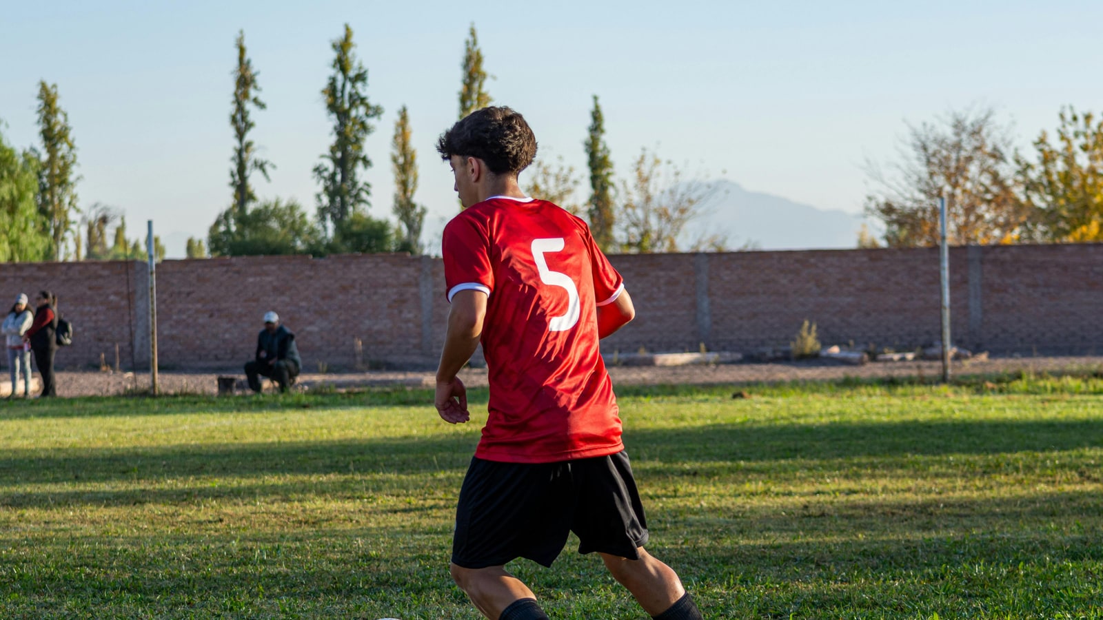 Who are the greatest soccer players to wear the number 5 jersey?