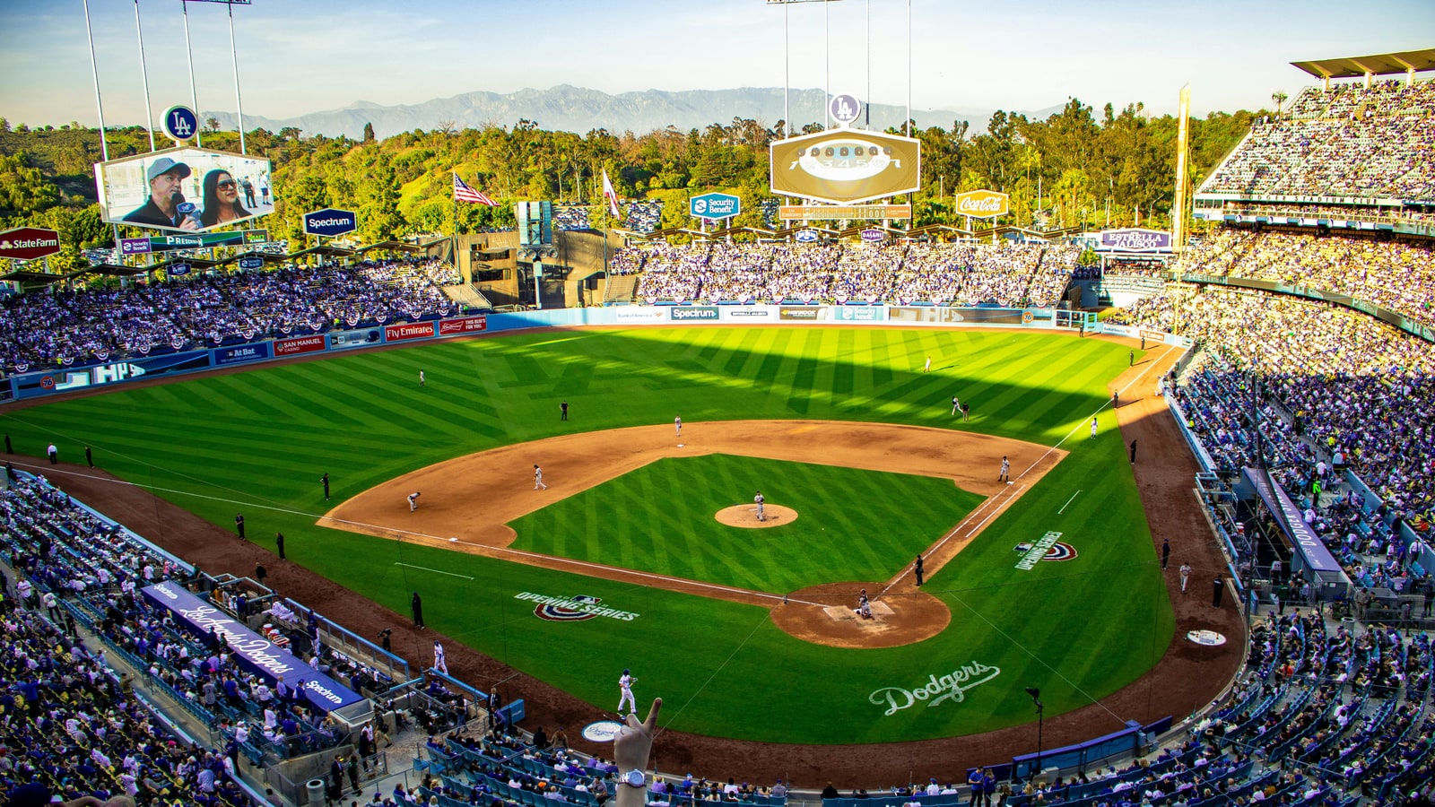 Who has the most home runs for the Los Angeles Dodgers?