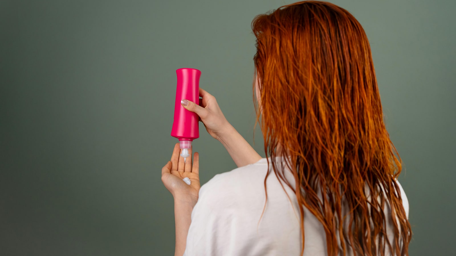 Why do wrestlers have wet hair?