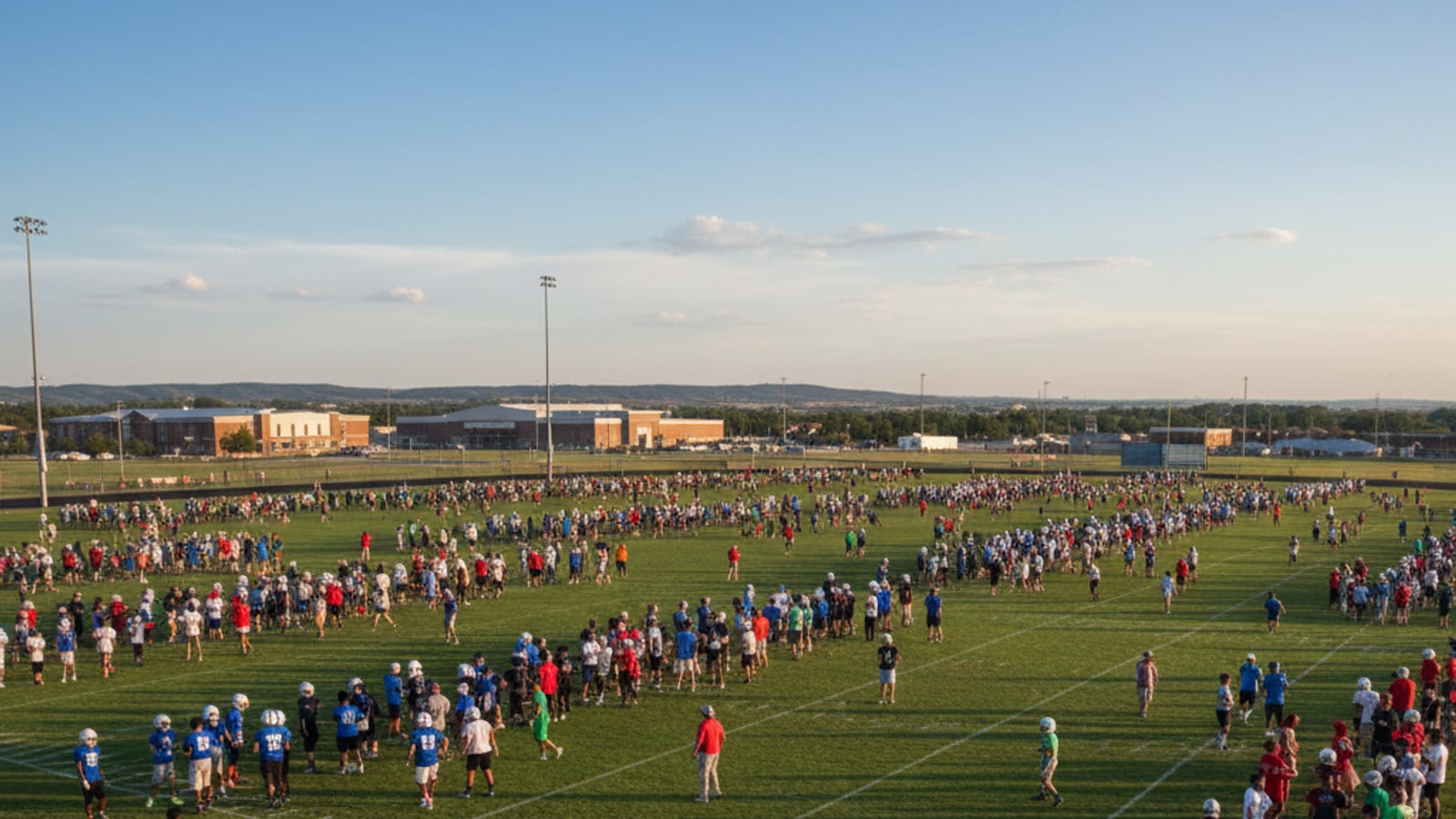 How many JUCO football teams are there?