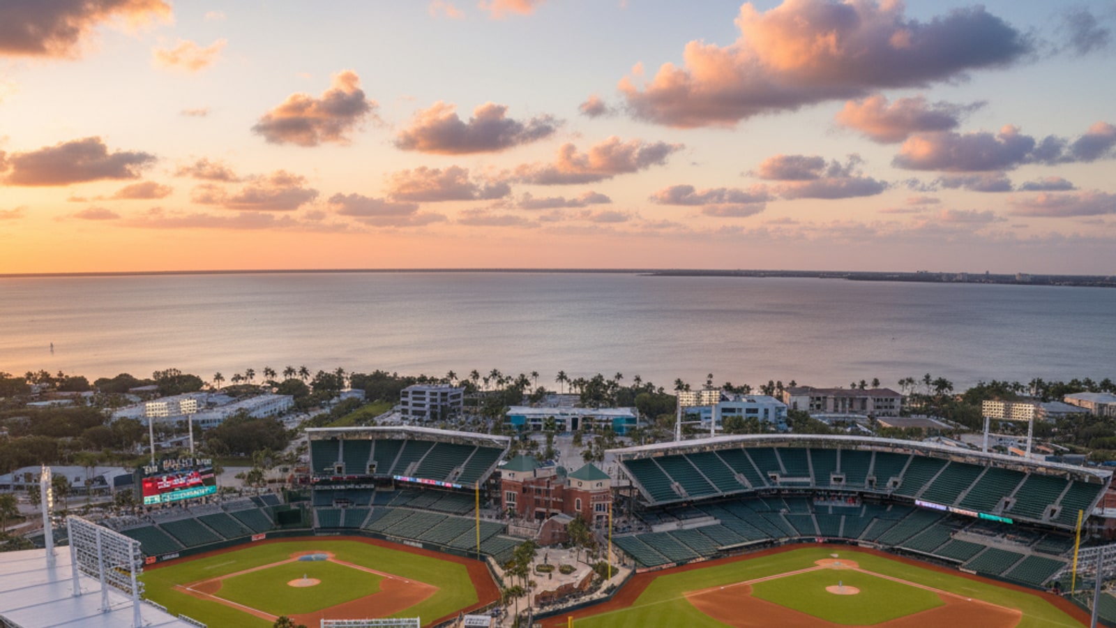 How many MLB teams does Florida have?