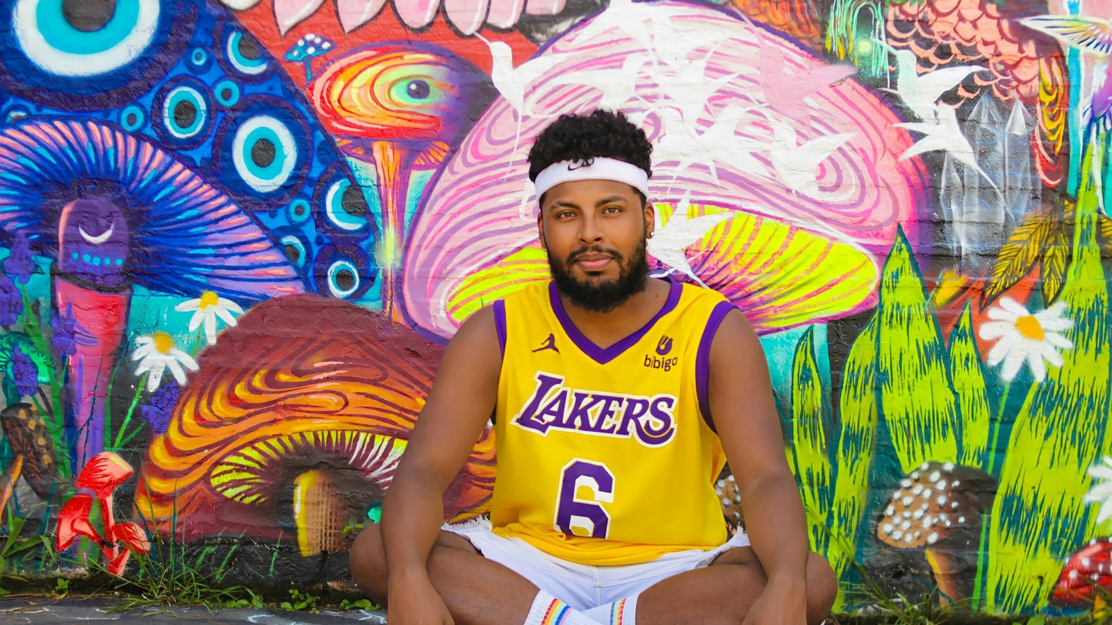 Who is the best Lakers player ever?