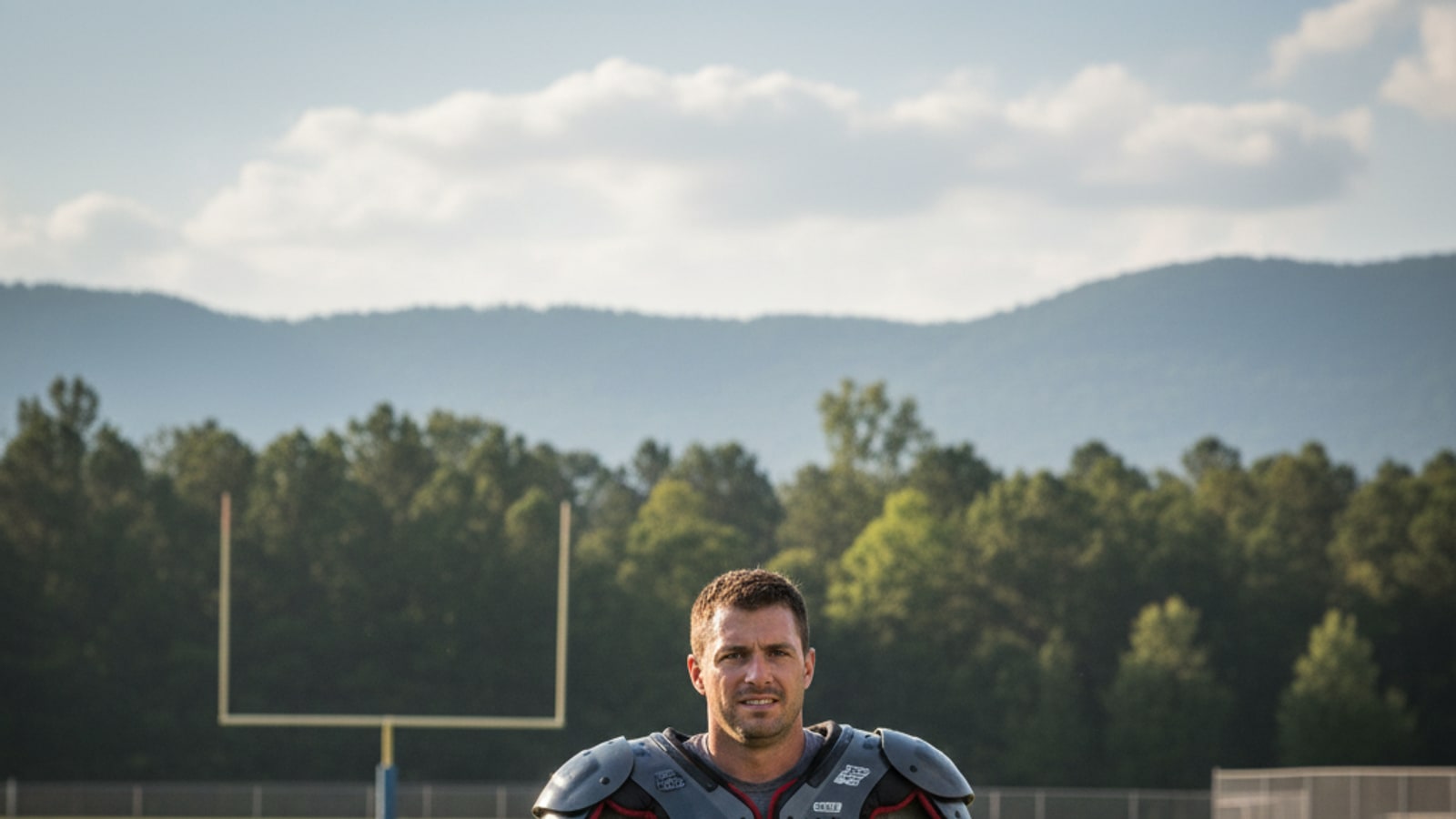 Can adults wear youth shoulder pads?