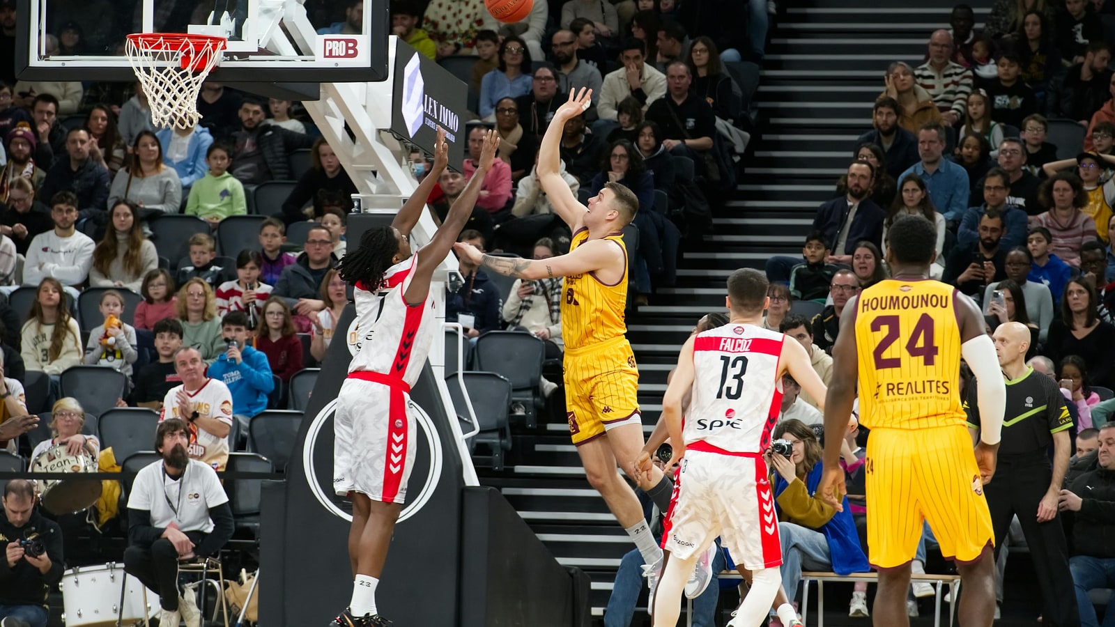 Who is the tallest team in the NBA 2020?