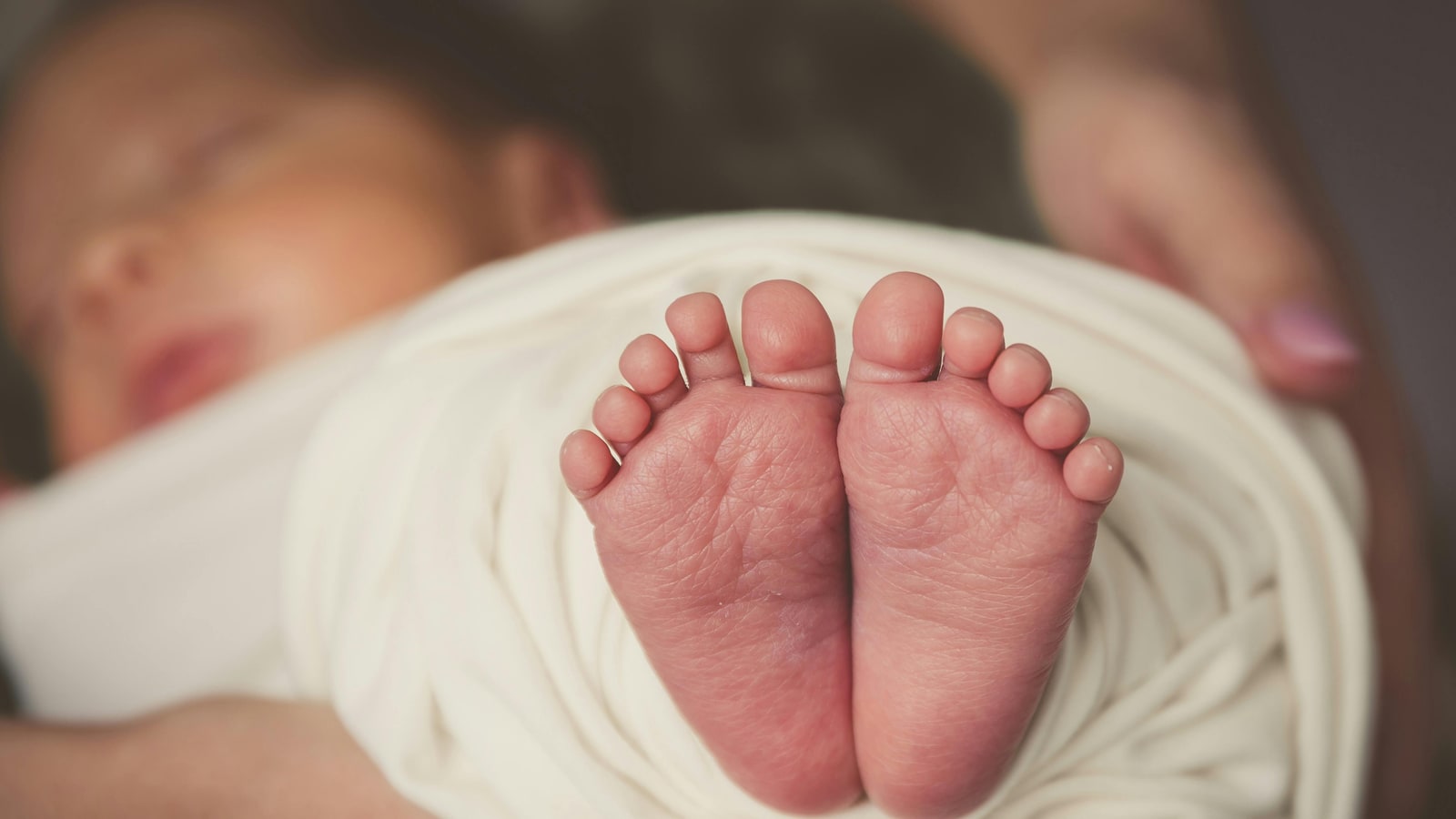 Which is better: steel toe or composite toe?