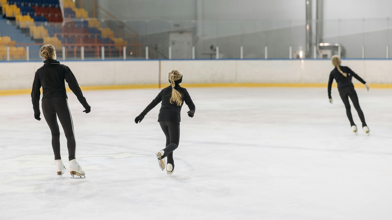 Who is the tallest figure skater?