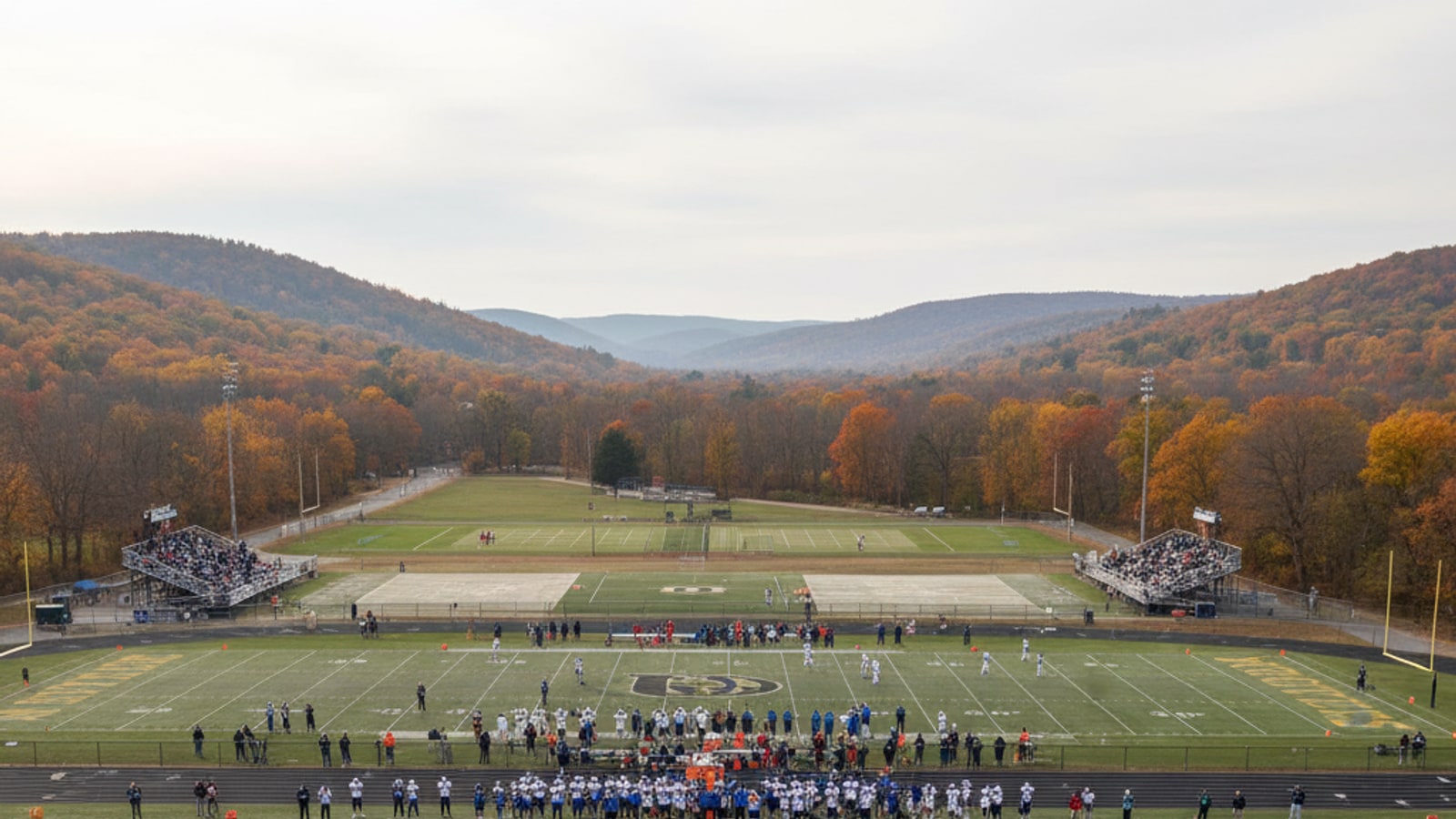 Are there any FCS teams playing in 2020?