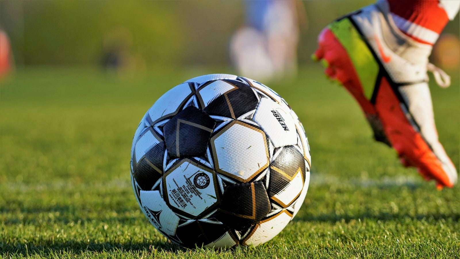Where does the United States soccer team play their home games?