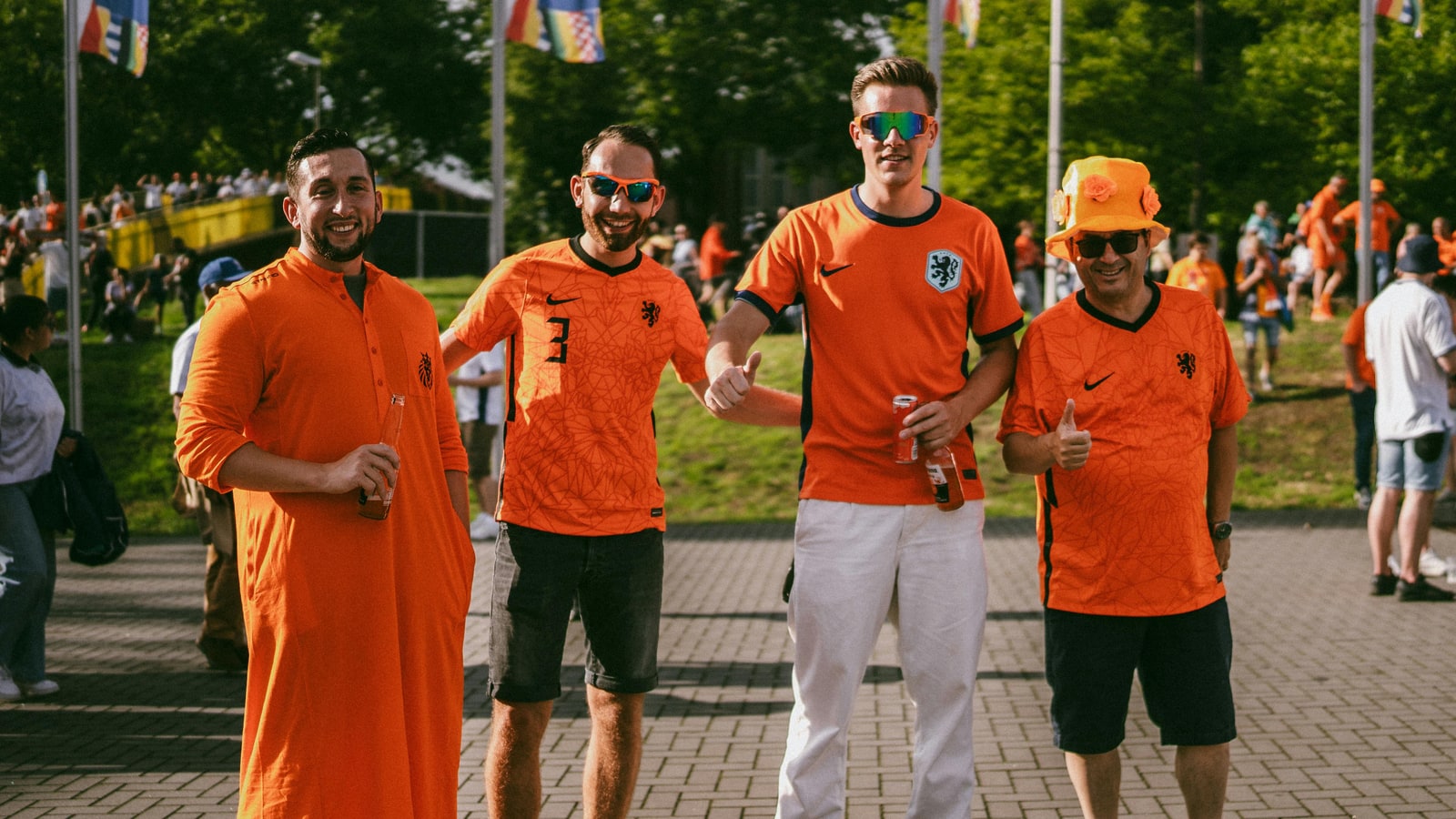 Who was the manager of the Netherlands before Happel?