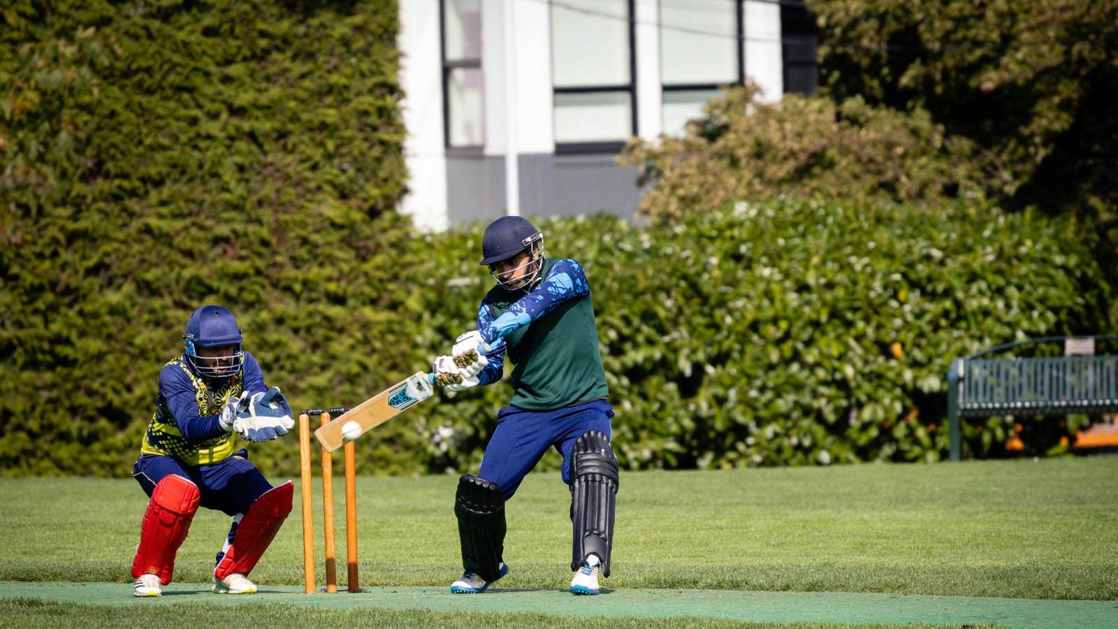 Who was the first Australian cricketer to win the Ash?