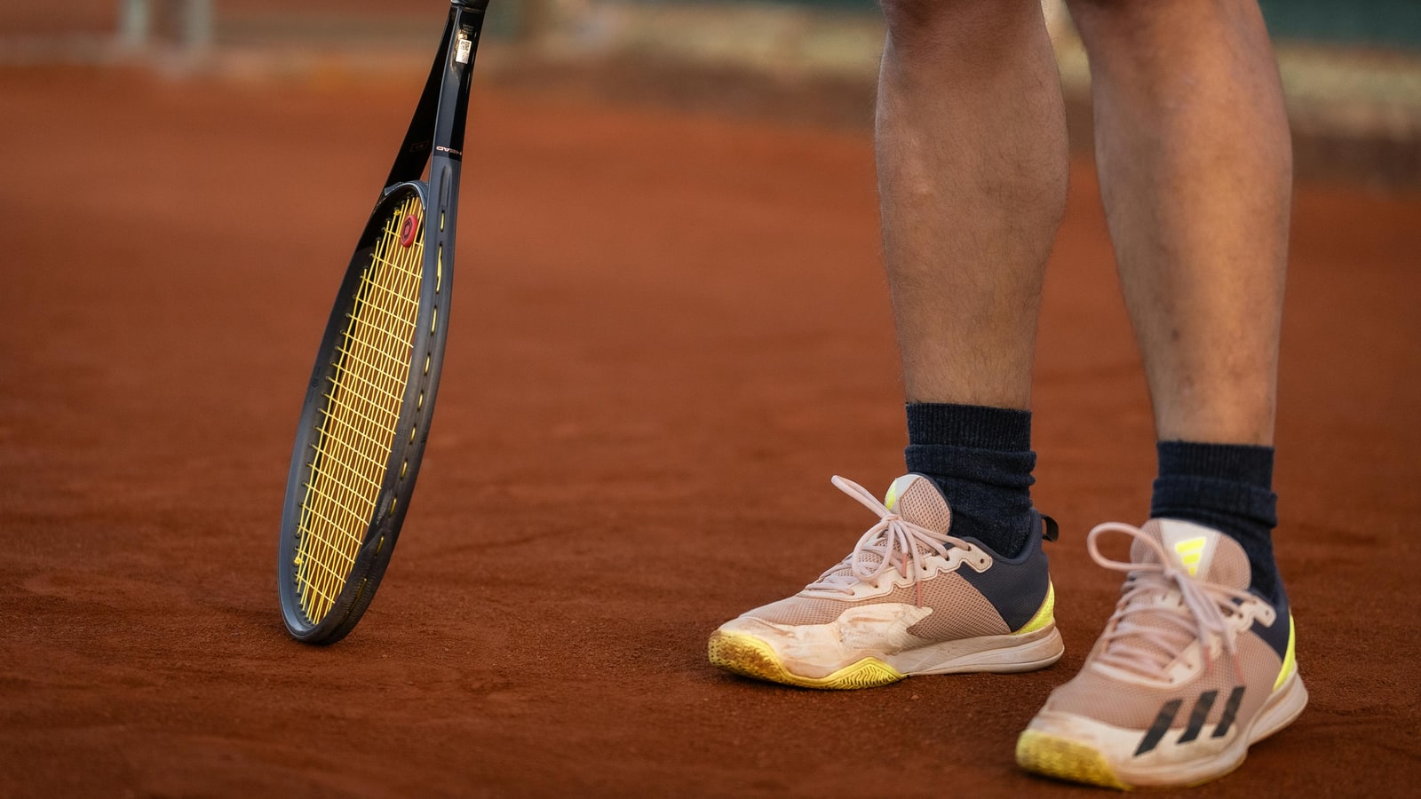 Which is the better sport: soccer or tennis?