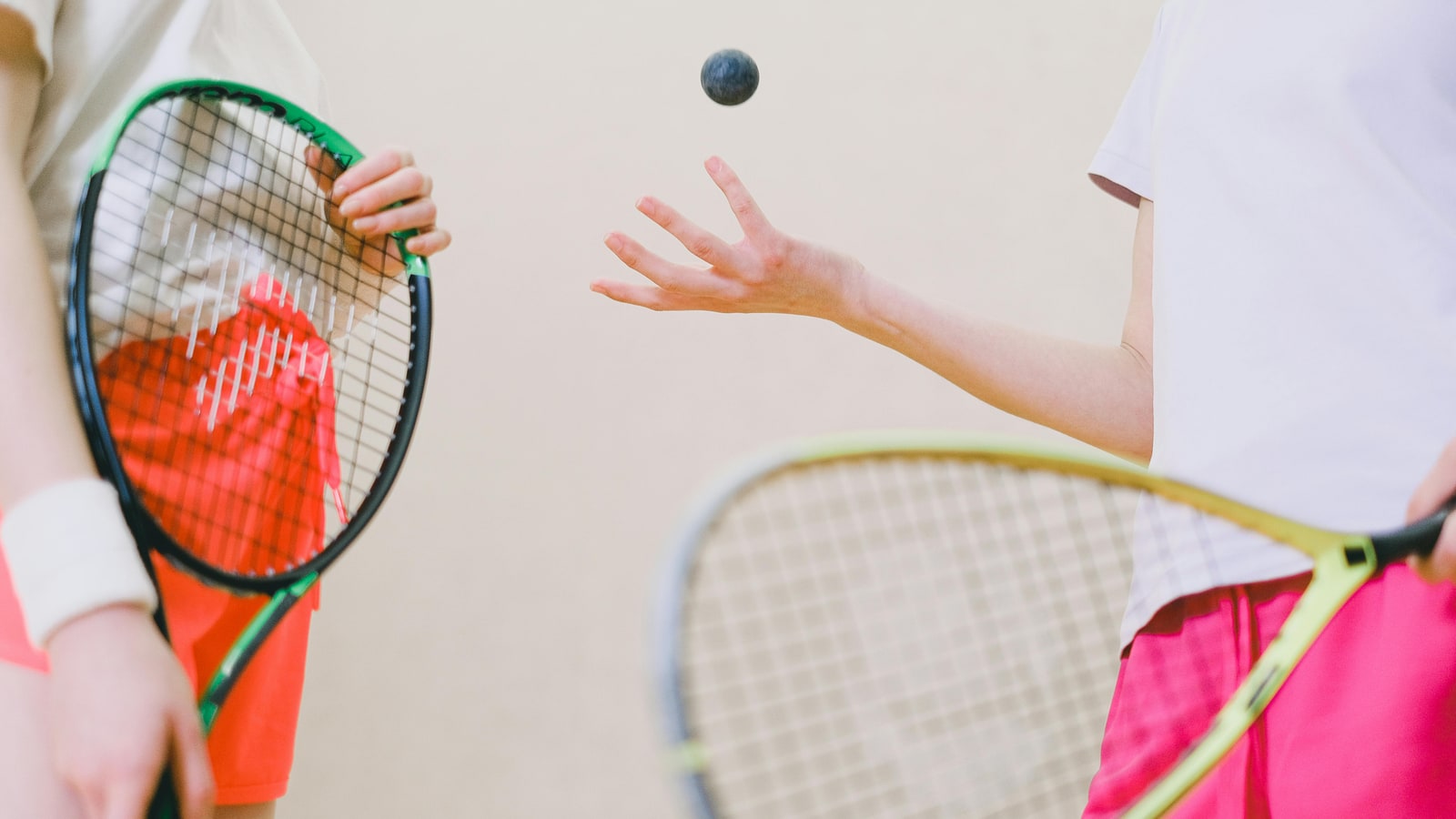 Why are the edges of a tennis racket important?