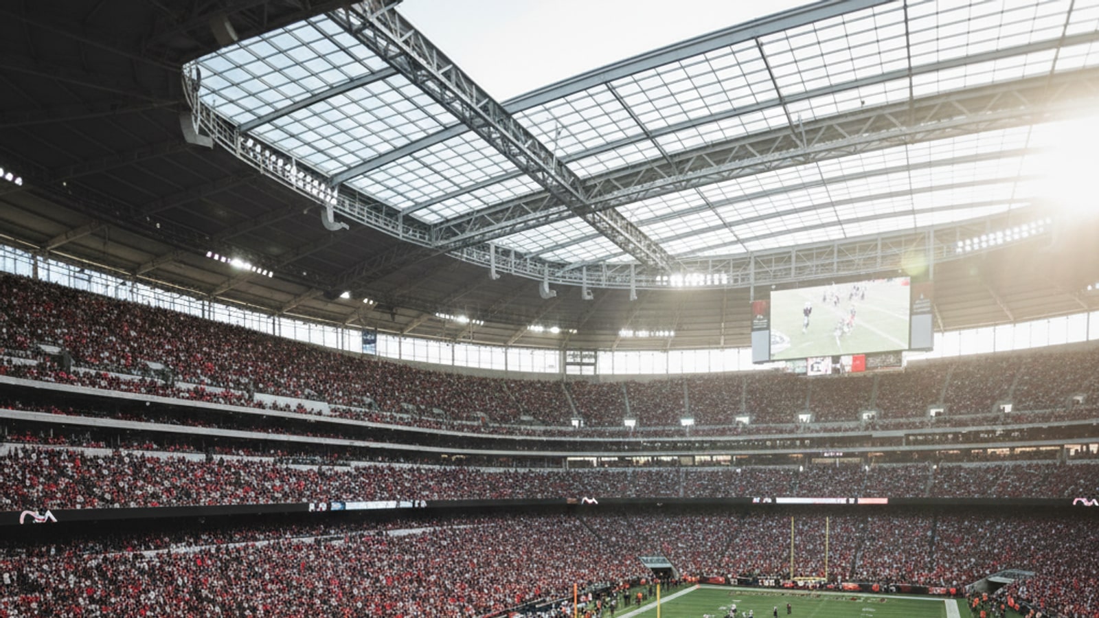 How many fans are allowed at an Atlanta Falcons game?