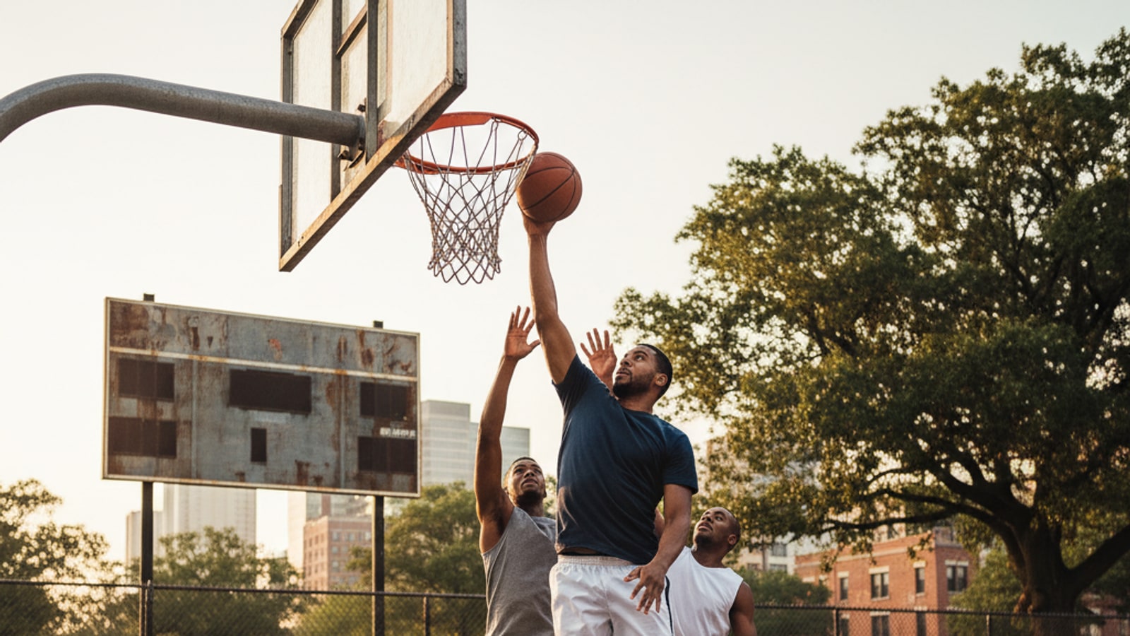 How old is Amir Johnson of the 76ers?