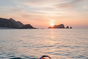 How Far Can a Human Swim Without Stopping?