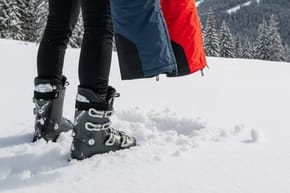 How Do I Choose Snow Pants?