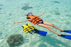 Can I Snorkel With a Life Jacket?