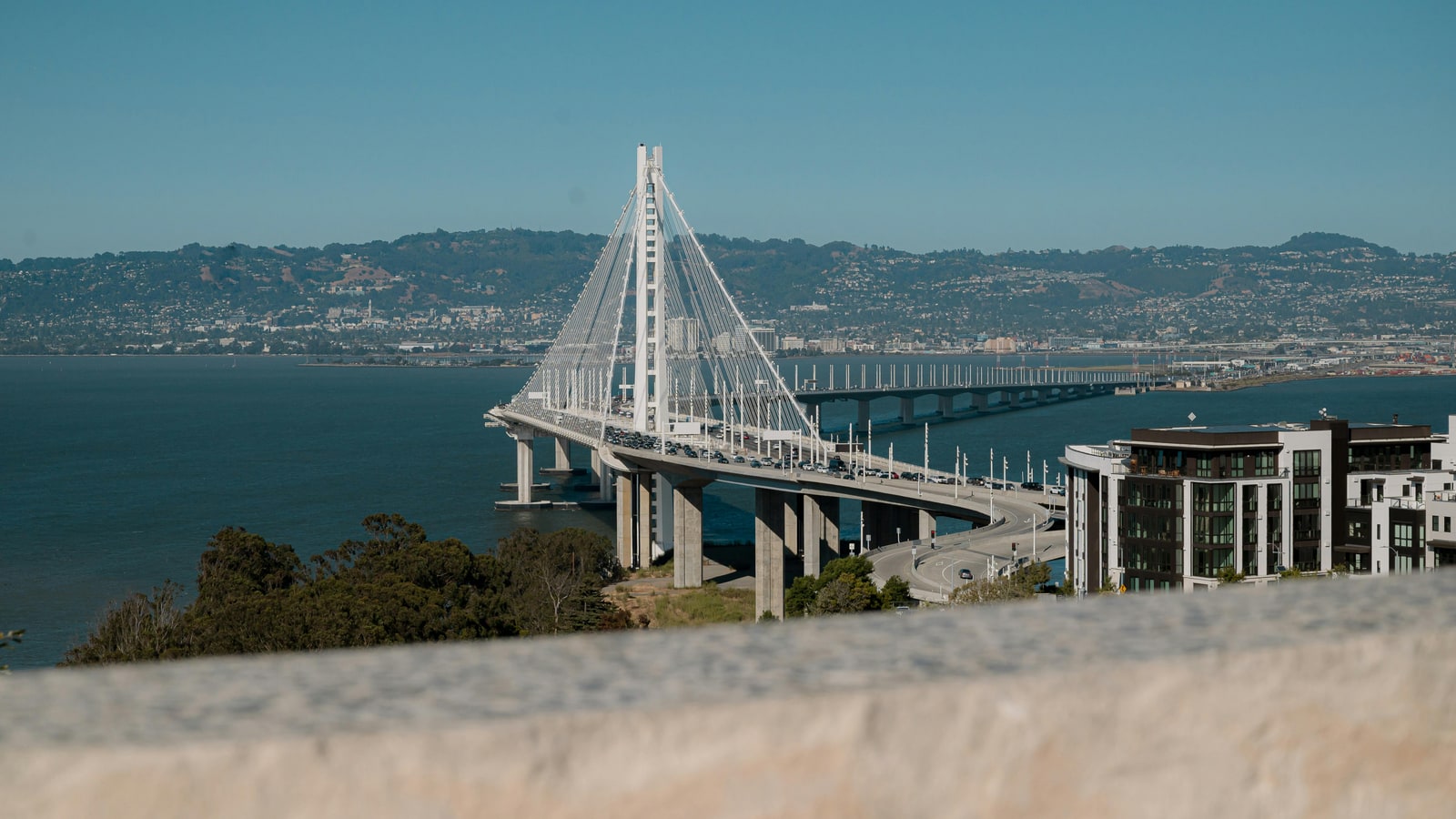 Who are the teams in the Bay Bridge series?
