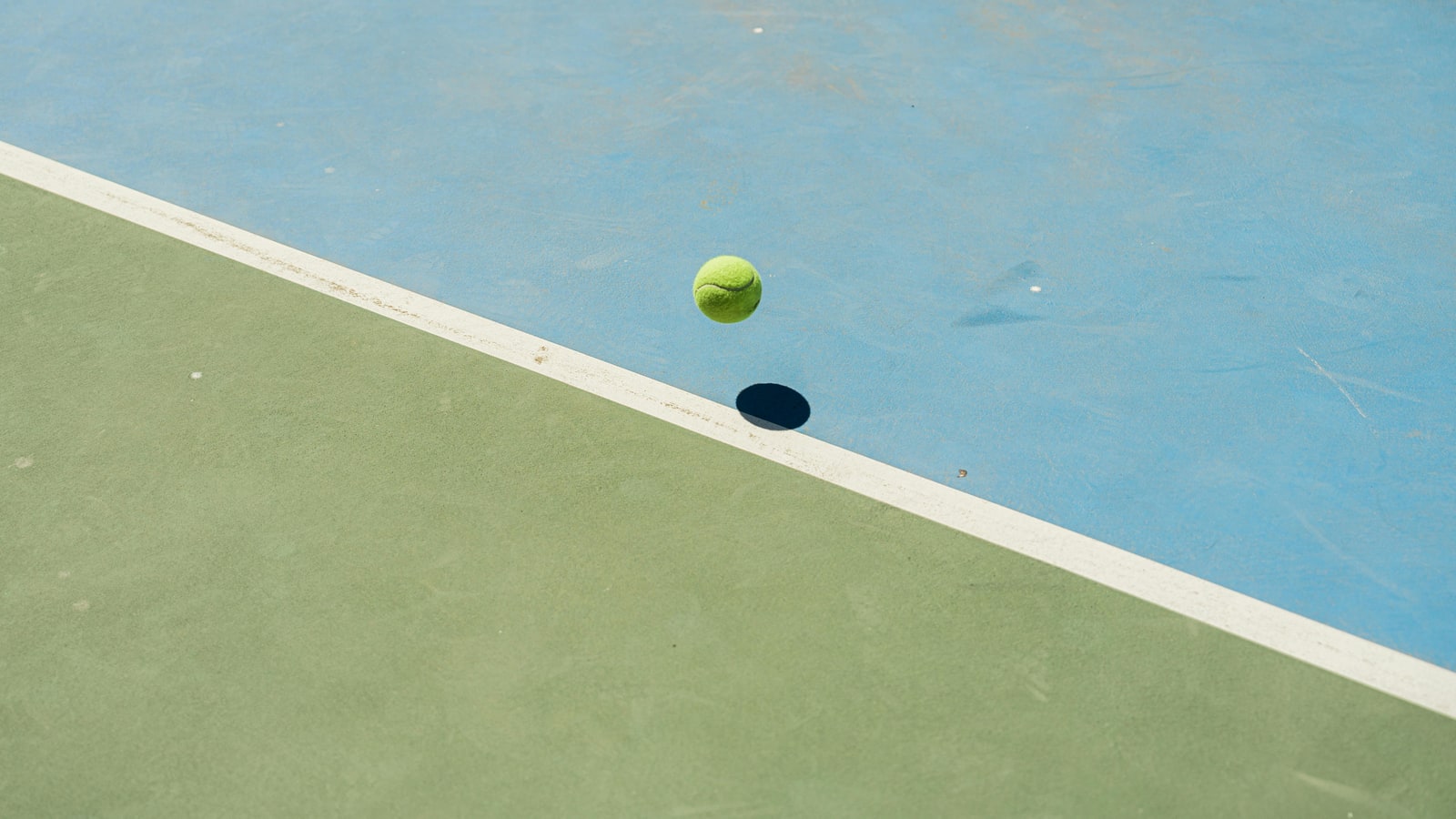 Why are Wimbledon balls kept at 68 degrees?